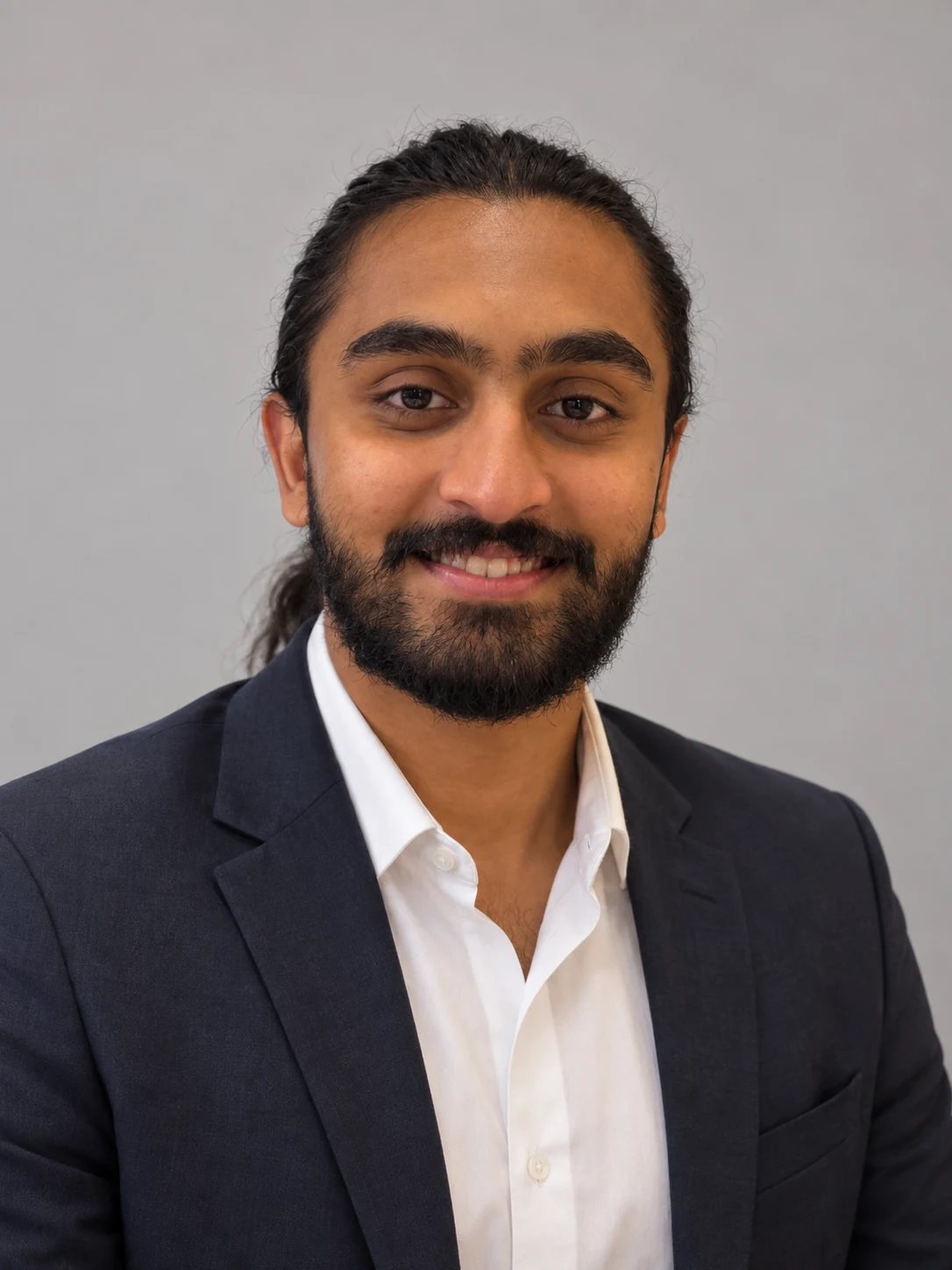 Madhav Ketheeswararajah, Private Tutor Bagshot